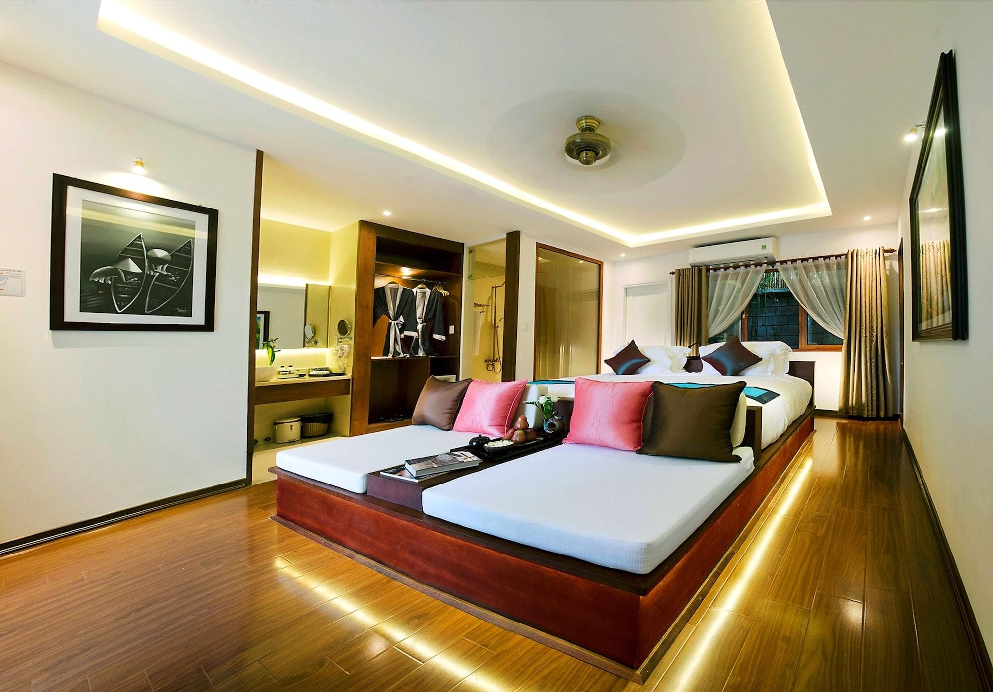 Azumi Hotel Hoi An Exterior photo