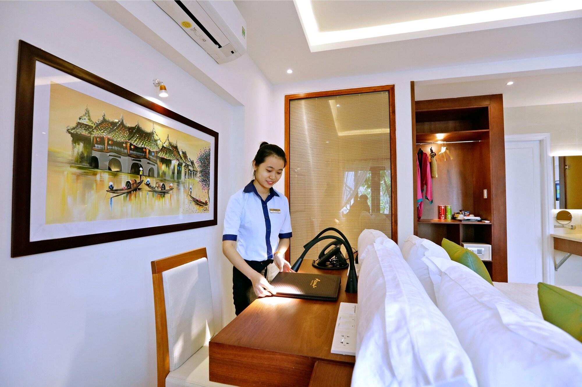 Azumi Hotel Hoi An Exterior photo